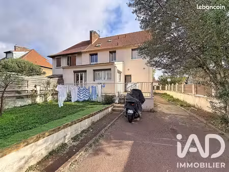 pavillon 8 pièces 153 m²