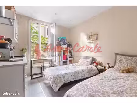 studio 1 pièce 14 m²