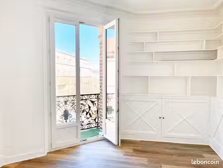 appartement 50 m²  2 chambres avec vue  balcon  refait à neuf  centre historique