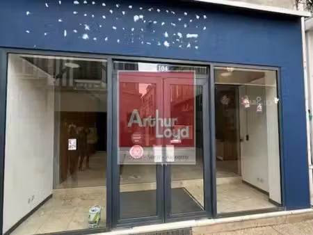 location commerce sens 89100 100m²