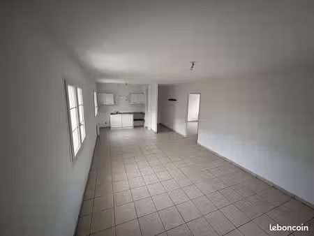 appartement t3 luri