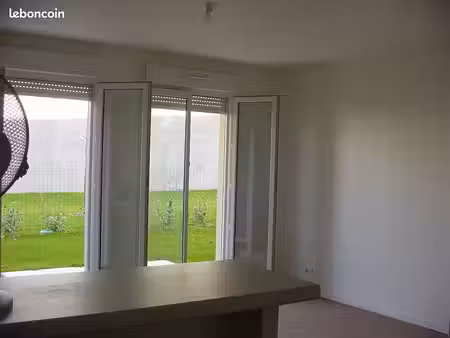 t2 à noisy le grand