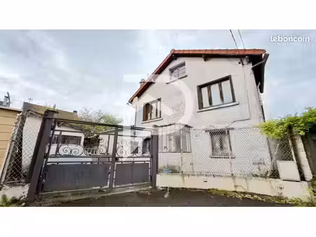 maison 5 pièces 70 m²