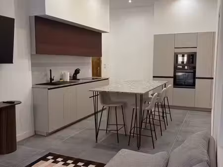 à vendre – superbe t2 bis / t3 de 70 m² entièrement rénové à ajaccio