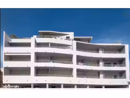 appartement calvi avec terrasse