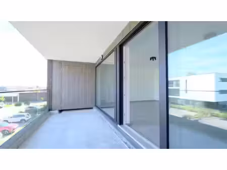 appartement neuf - terrasse et pkg - quartier
