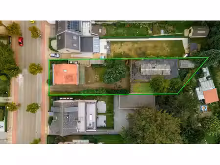 woning met bijgebouw van 200m²