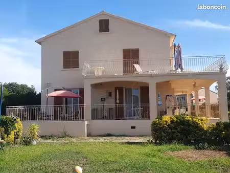 appartement t2 climatisé avec terrasse - lucciana