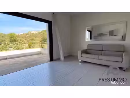 appartement 2 pièces 52 m²