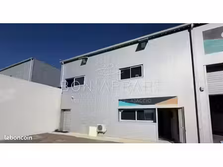 local 235 m² afa