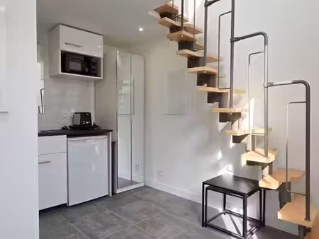 studio meublé totalement renove 16m2 prestations qualité