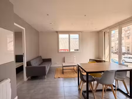 t3 équipé & renové