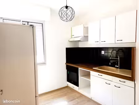 ? t1 bis – 46 m² – rodez – 495 cc - 5 min de la cathédrale