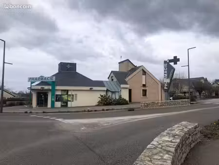 local commercial et t4 associé