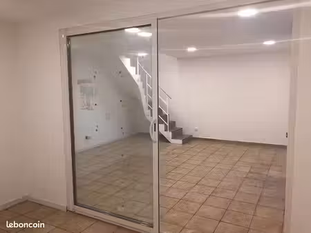 bureaux 70 m² aubervilliers