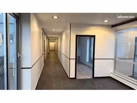 bureau de 450m2 93120 la courneuve