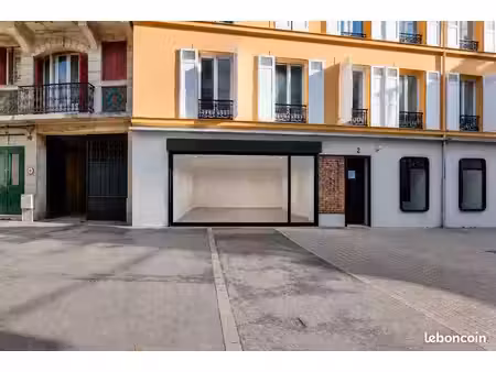 local commercial 26 m² montreuil