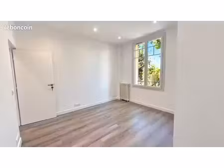 local 12 m² neuilly plaisance