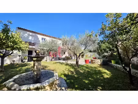 maison individuelle avec piscine  jardin sans vis-à-vis et studio indépendant