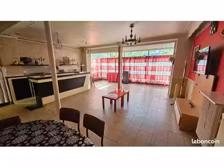 appartement 3 pièces 108 m²