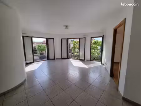 appartement 3 pièces 56 m²