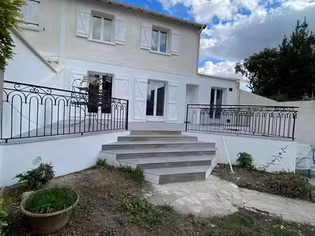 coup de cœur : maison familiale sans travaux  jardin et sauna