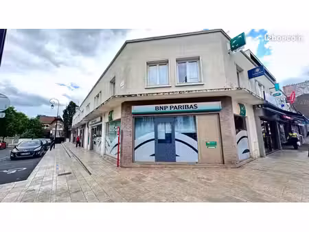 murs commerciaux 300 m² champigny-sur-marne