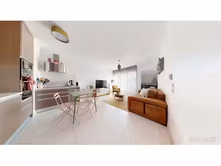 appartement 3 pièces 54 m²
