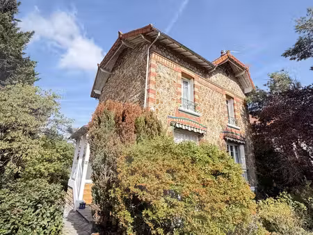 maison 8 pièces 177 m²
