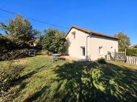beaumont – maison 2 chambres avec jardin – dpe c
