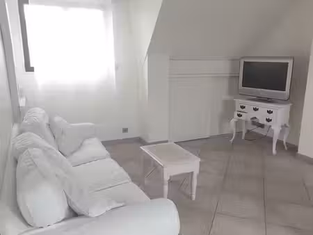 pavillon divisé en 2 appartements loués – idéal investisseur ou grande famille – excellent