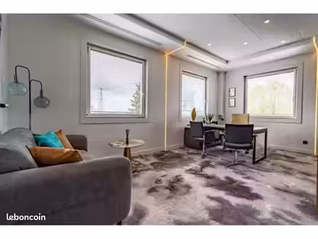 à louer bureau premium de 25 m2 dans espace de coworking