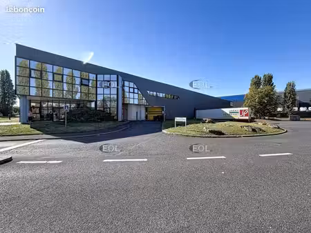 local industriel 5 787 m²