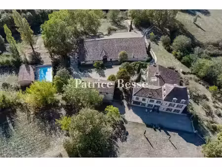 vente château 15 pièces 500 m² à riocaud (33220)  1 295 000 €