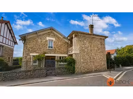 maison de luxe de 6 pièces en vente à coupvray  france
