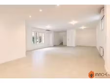 maison de 5 pièces de luxe en vente à bussy-saint-georges  île-de-france