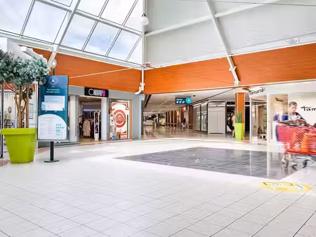 location local commercial 103m² st cyr sur loire 37540
