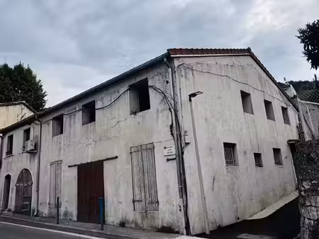 tourrette-levens centre du village appartement à réinventer avec fort potentiel