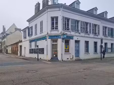 bureaux evreux 52.10 m2