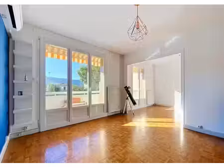 t4 traversant avec balcon  loggia  ascenseur et garage motorisé – maurice faure à deux pas