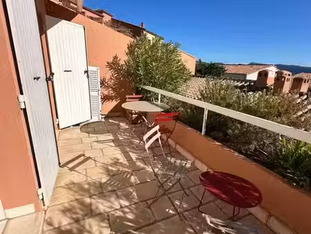 appartement t3 avec extérieur et 2 parkings