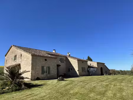 maison de 11 pièces de luxe en vente à lectoure  france