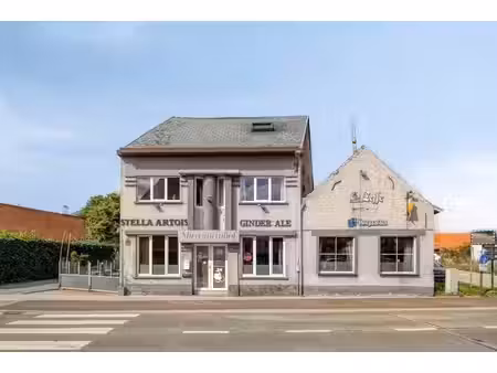 immeuble commercial avec logement