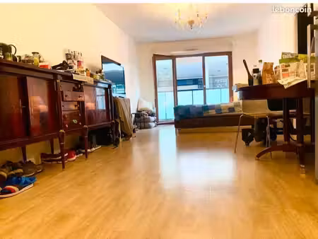 sous-location t2 a 950 euros 50 m² meublé entre porte de montreuil & vincennes (proche bag