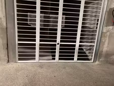 box sécurisée en sous-sol