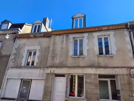 immeuble de rapport composé de 6 logements et 1 local