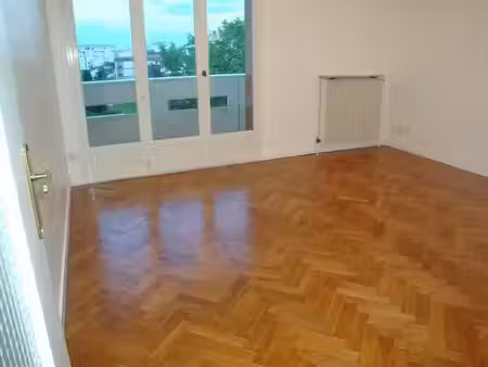 appartement de 77m2 à louer sur villeurbanne