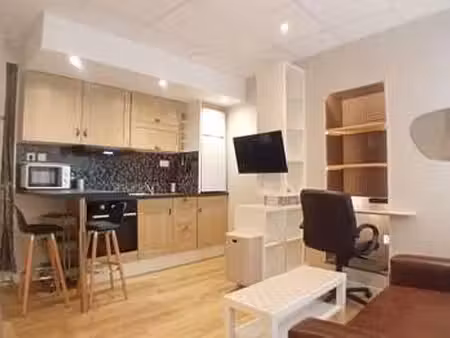 location appartement t1 meublé à laval centre-ville cathédrale (53000) : à louer t1 meublé