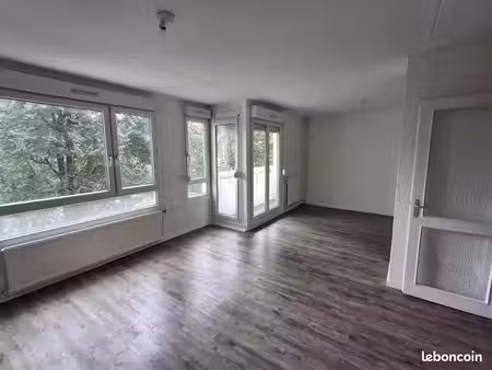 appartement 4 pièces 77 m²