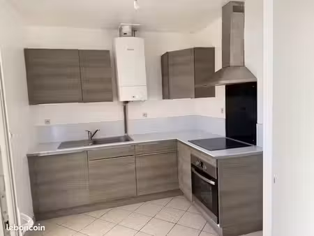 à louer – maison 3 chambres avec jardin  véranda et dépendance – le mans  secteur saint-ge